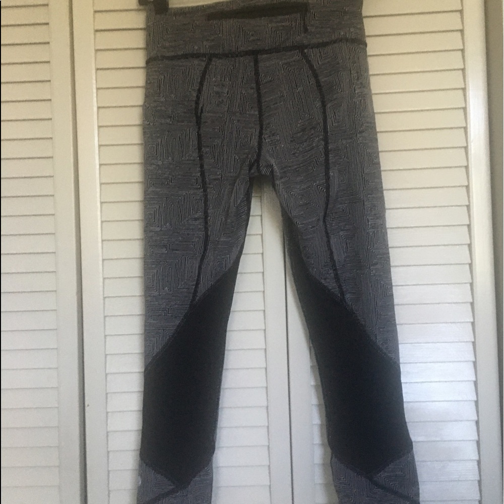 Lululemon tight training leggings size 4